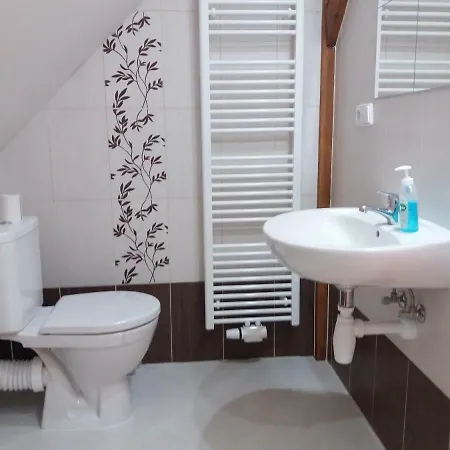 Apartman Karolinka Jih Apartman *